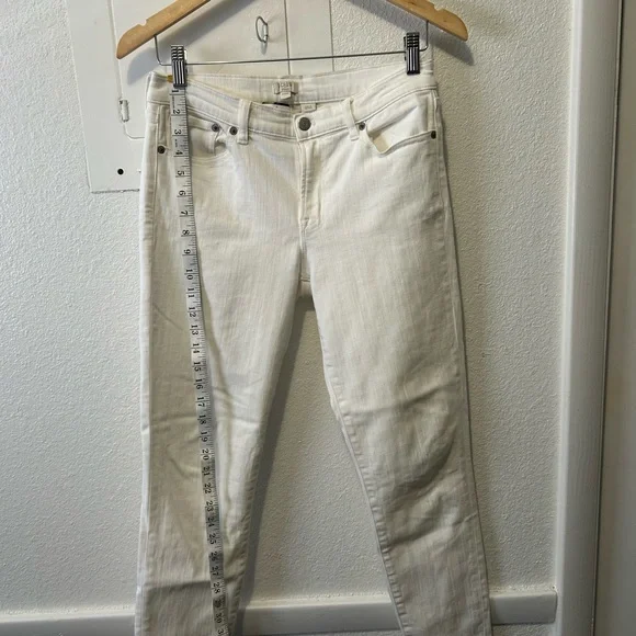 Jeans J crew white jeans Stretch 27/28 Hot Jeans😁 - Picture 3 of 3
